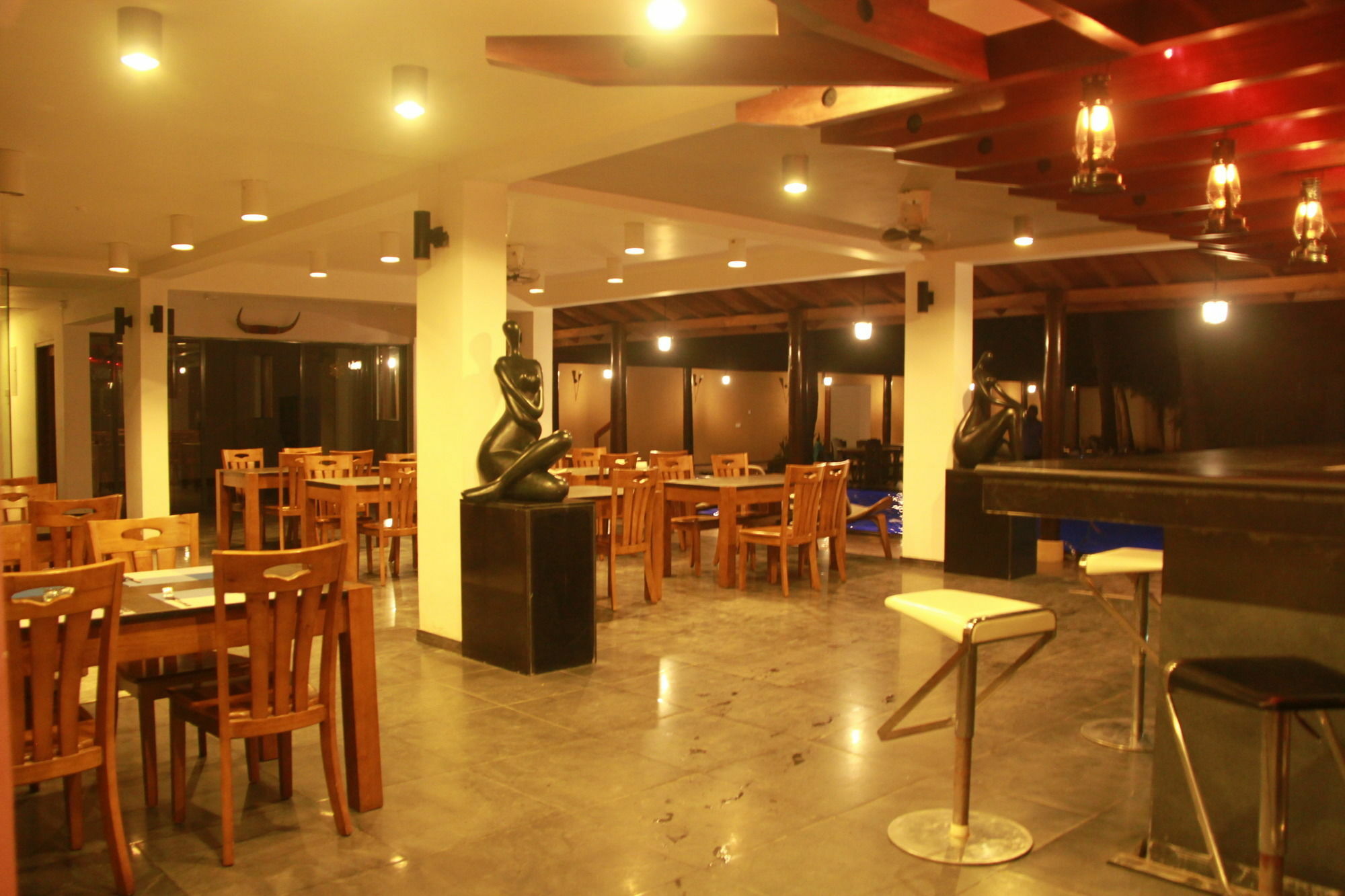 Hotel Earl's Red